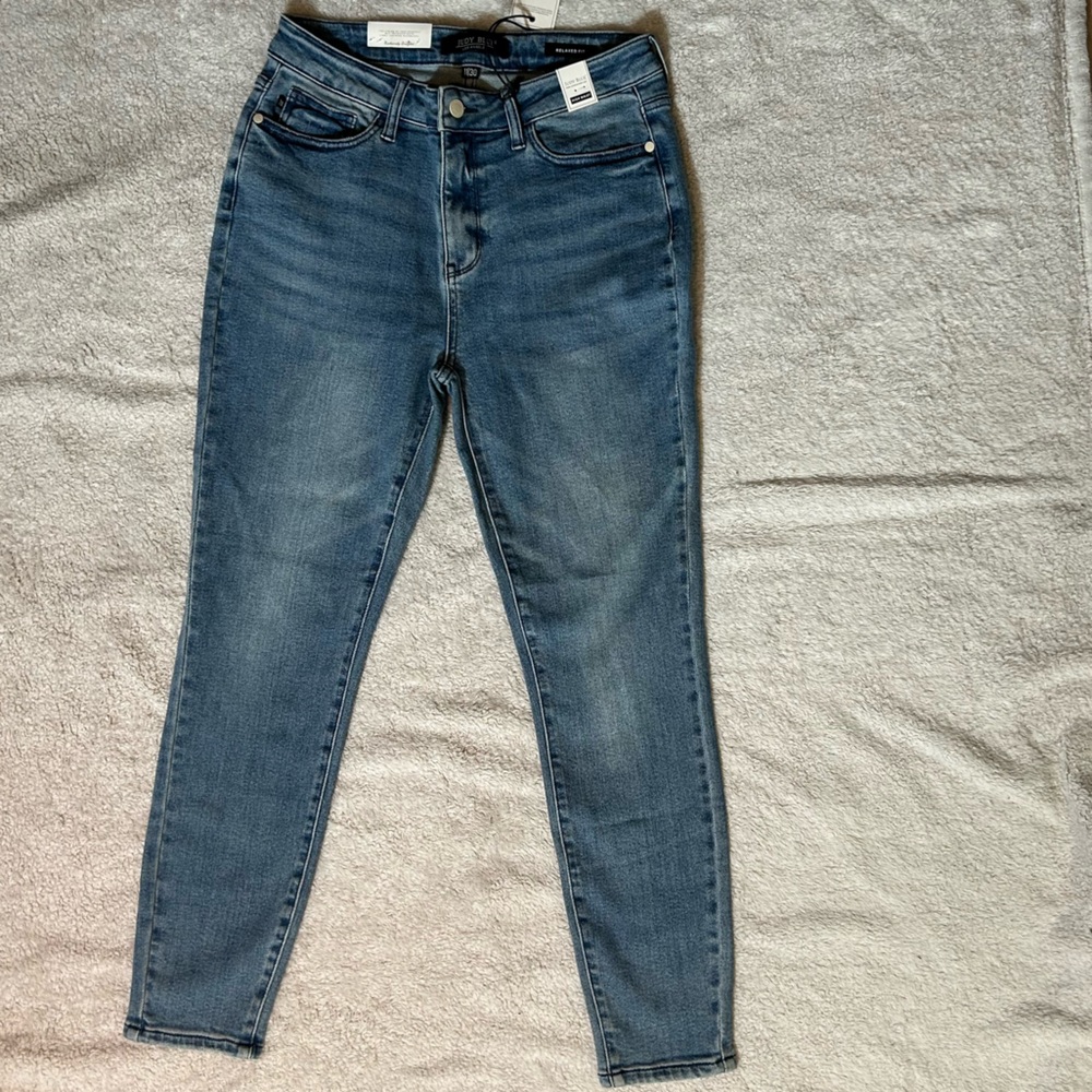 NWT Judy Blue High-Waist Relaxed Fit Jeans 11/30